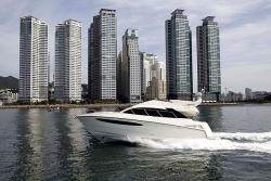 The NEW  Hyundai ASAN 42'